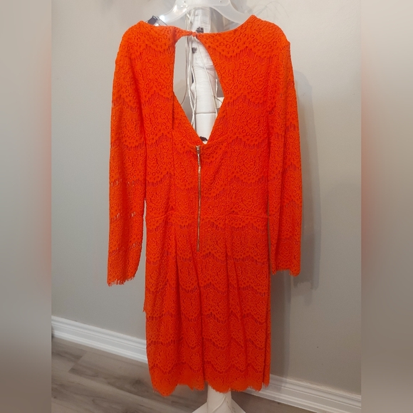 Guess dress size large - Picture 2 of 2